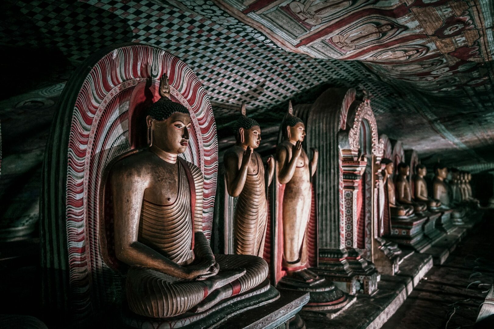 Dambulla Cave Temple, Sri Lanka - ויזה לסרי לנקה לחצי שנה ומעלה